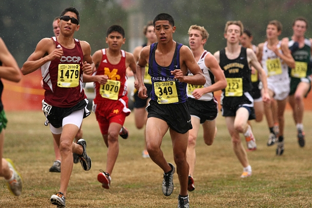 2010CIF XC BD2-1415.JPG - 2010 California CIF Cross Country Championships, Woodward Park, Fresno, California